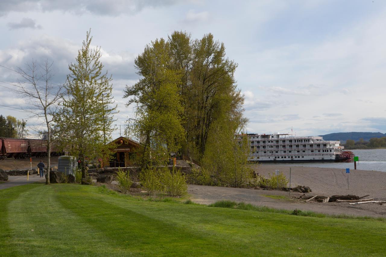 Mcmenamins Kalama Harbor Lodge Exteriér fotografie