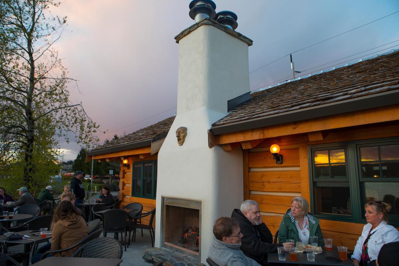 Mcmenamins Kalama Harbor Lodge Exteriér fotografie